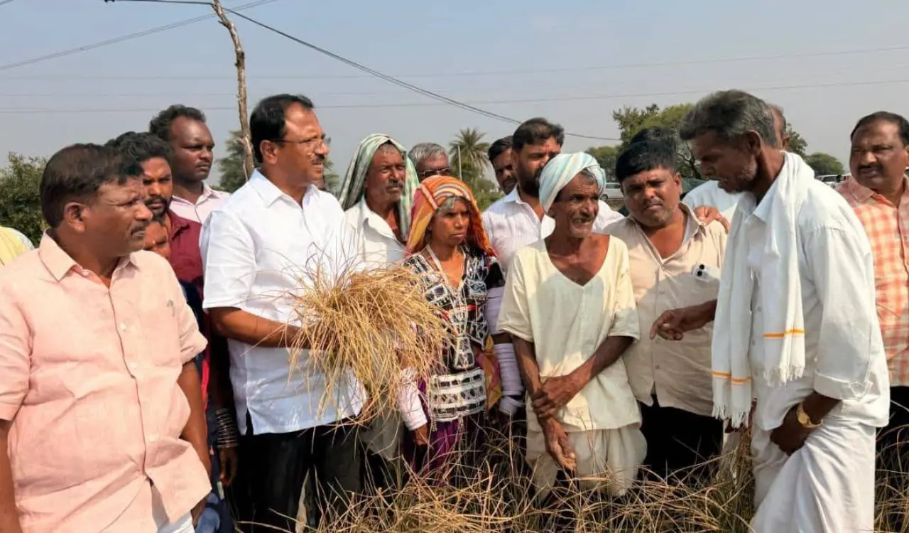BRS and Congress trade blame over crop losses in Telangana
