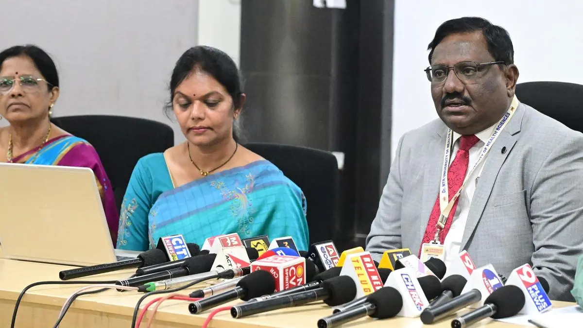 NTR varsity calls for stronger mentor system in AP medical colleges