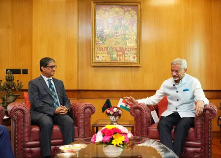 Jaishankar meets outgoing Bangladesh envoy for farewell call