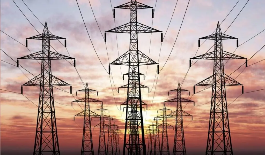 Hyderabad industries face unscheduled power cuts, seek rooftop solar