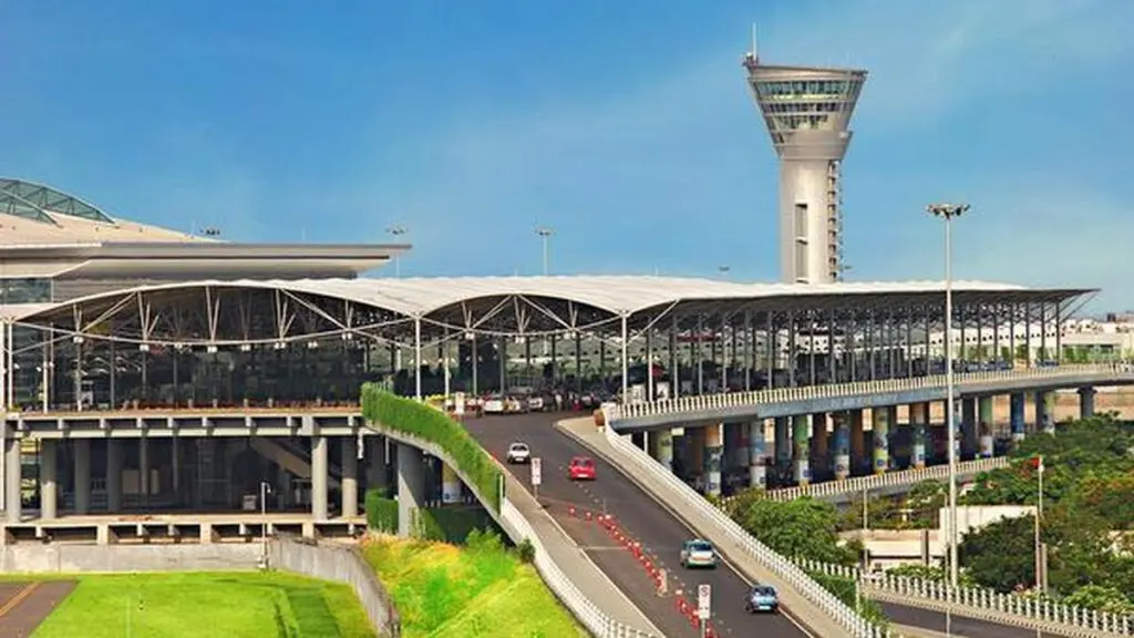 RGIA urges passengers to reach airport early for festive rush