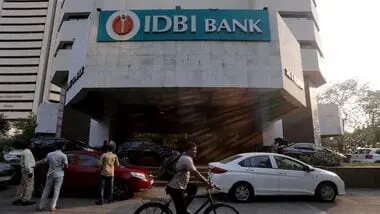 Govt defends IDBI Bank sale process, says reserve price untouched