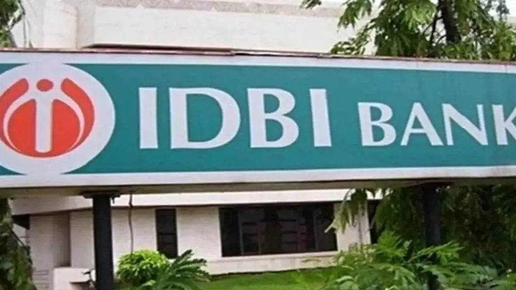 Cabinet approves Fairfax as strategic buyer of IDBI Bank for Rs 52,878 crore