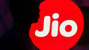 Reliance shares may offer cheaper Jio exposure before listing