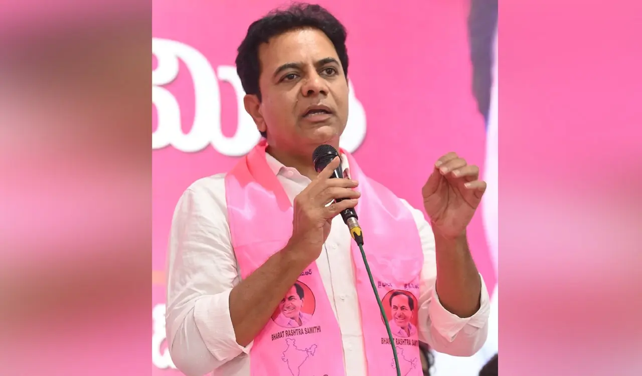 KTR urges Revanth Reddy to expedite JNTU Sircilla campus