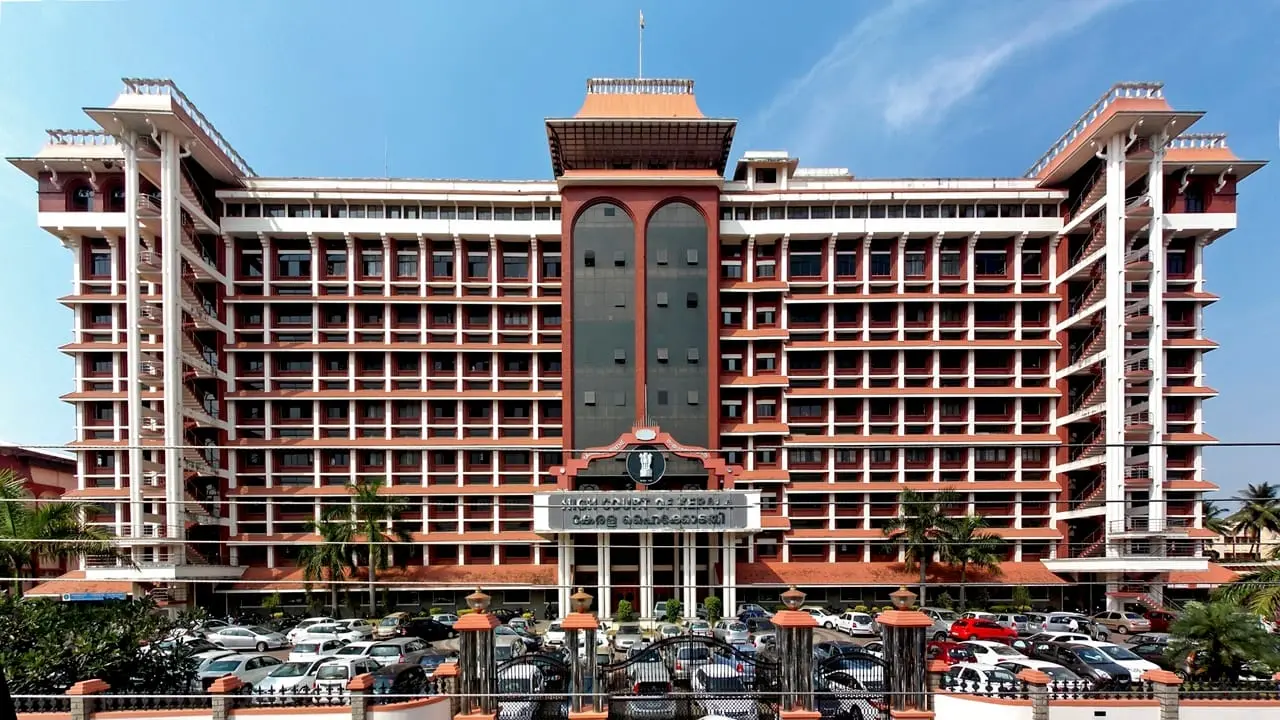 Kerala High Court strikes down ban on women in toddy shops