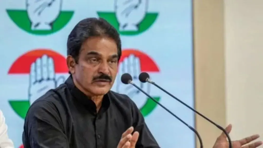 PAC to move privilege notice against six chief secretaries for no-show