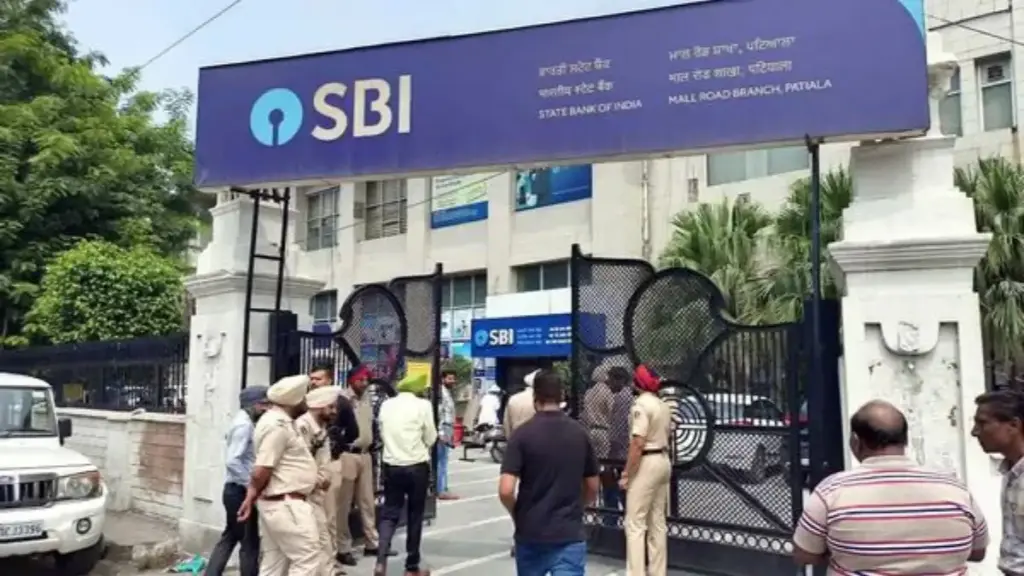 SBI Invites Applications for 6 Specialist Cadre Officer Posts
