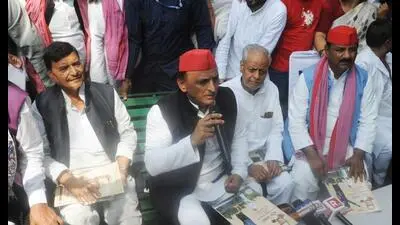 Akhilesh Yadav alleges EC-BJP nexus over duplicate voter entries