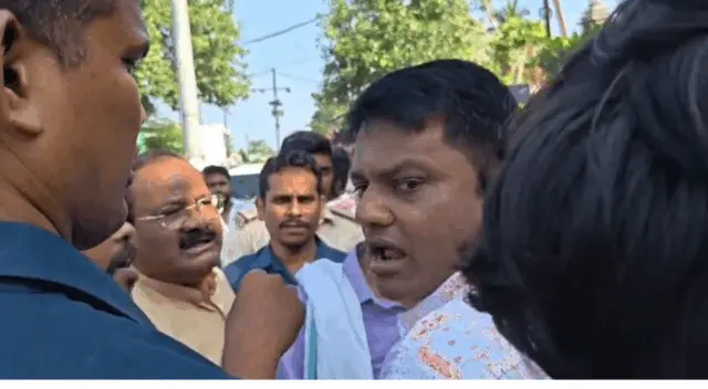 Khallikote MLA heckled by flood-hit villagers in Ganjam