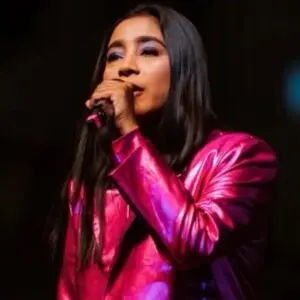 Shilpa Rao's mic switched off mid-set at Mumbai festival