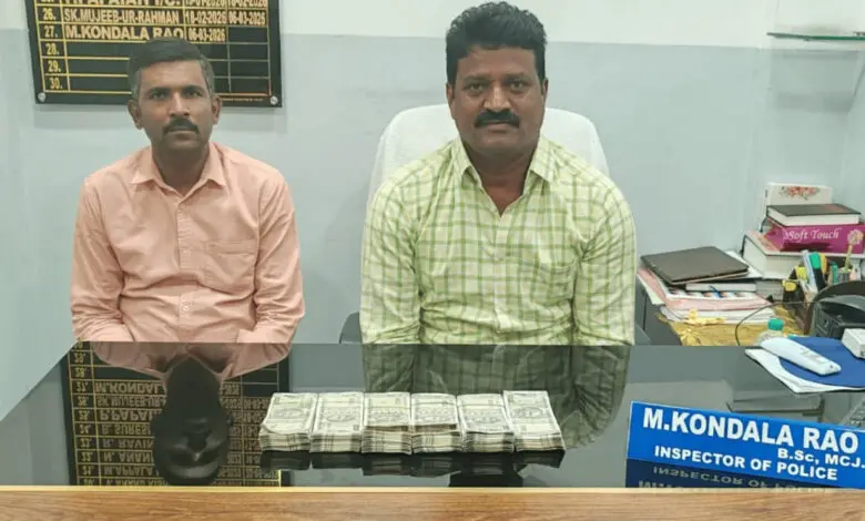 Mirchowk Inspector, Home Guard caught in Rs 3 lakh bribe case