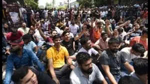 MPSC Chairman Bhimanwar goes on leave, Pune protest suspended