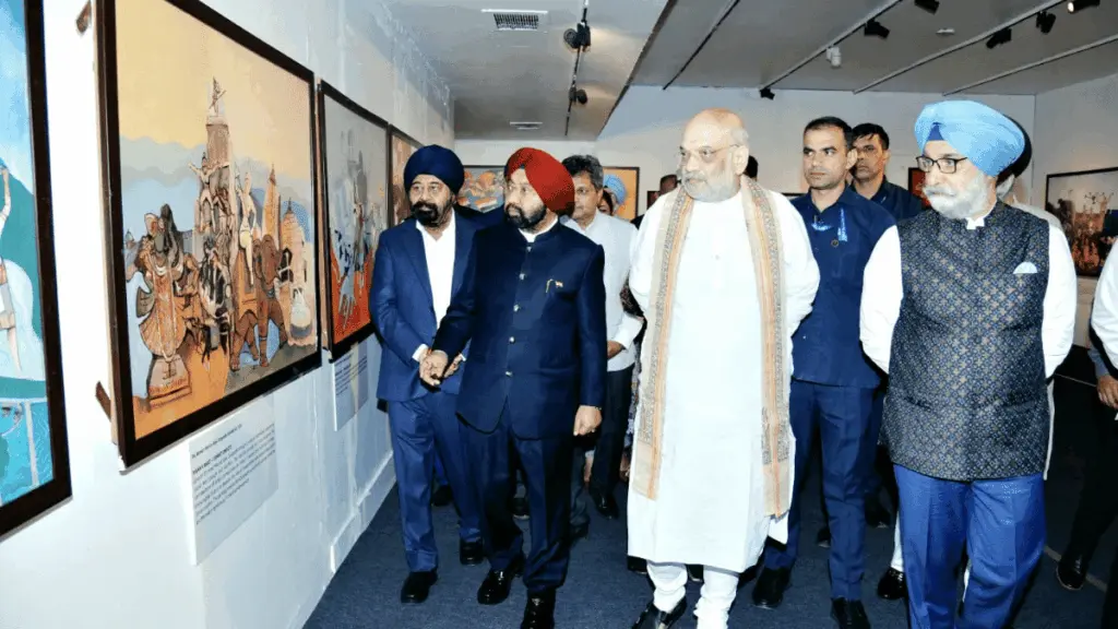 BJP MP Sahney demands Bharat Ratna for Modi at art exhibition
