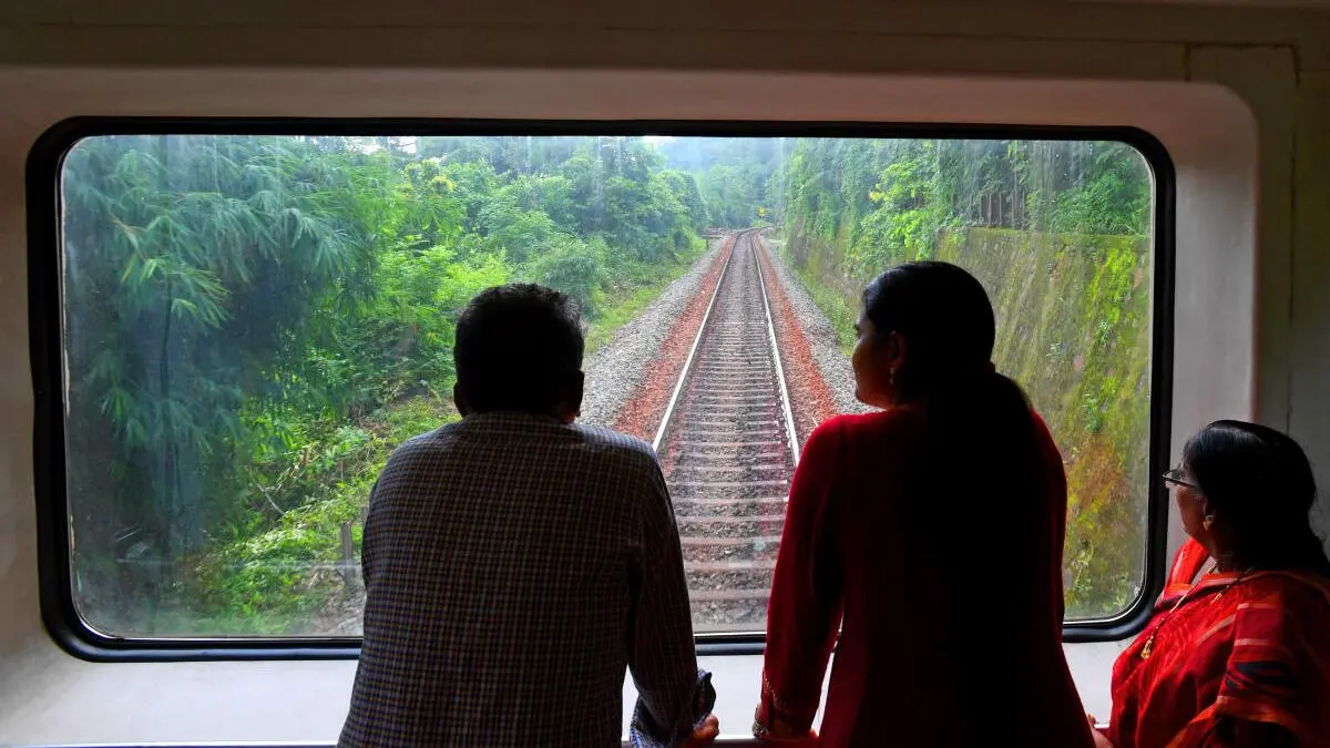 Extra Vistadome coach on Vizag-Araku train till 20 October for Dasara