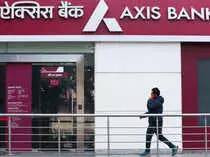 Axis Bank Q2 net profit jumps 38%, NII beats estimates