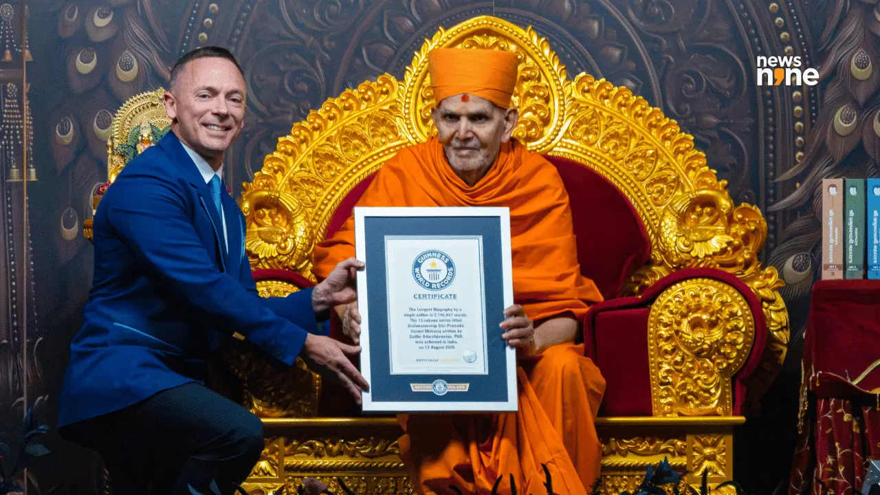 BAPS sets Guinness record for world's longest biography by single author