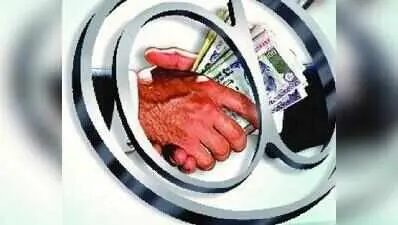 Karnataka transport body seeks probe into monthly bribes by Keralam bus operators