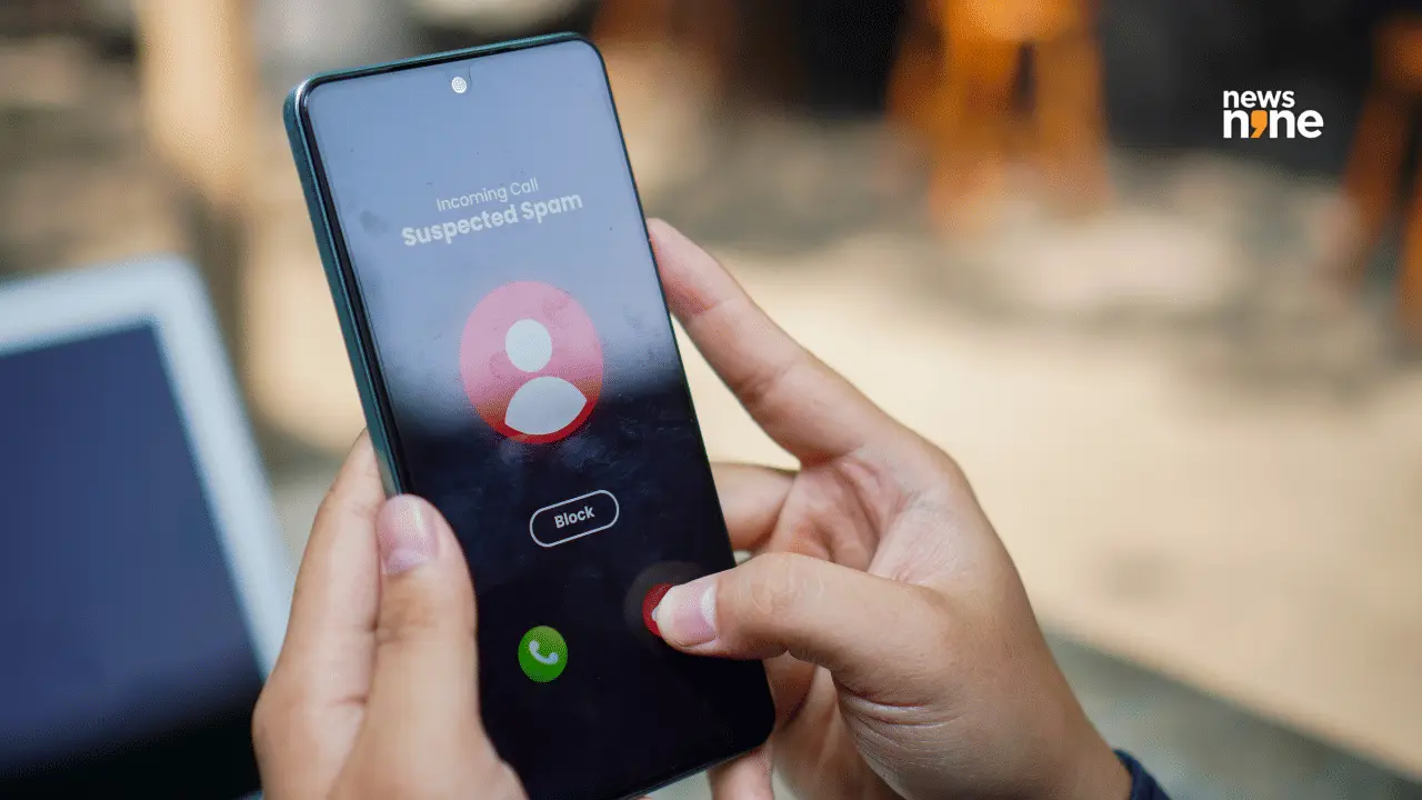 Government mandates caller name display from November 1
