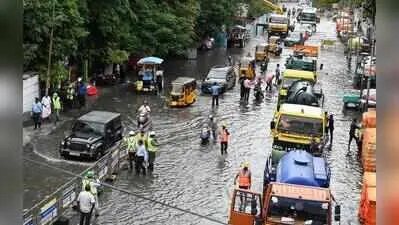 Heavy rain waterlogs Chennai, control rooms opened in Tamil Nadu