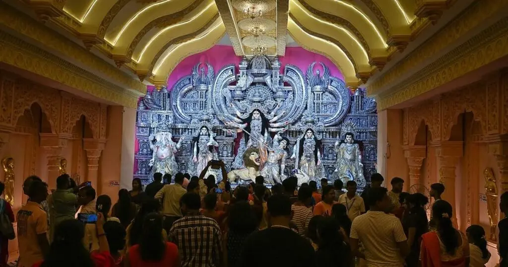 Mumbai Police ban images of half-submerged Durga idols