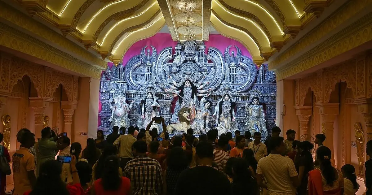 Mumbai Police ban images of half-submerged Durga idols