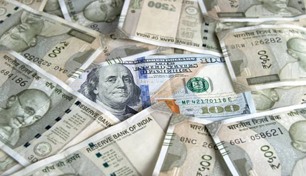 Rupee rises 7 paise to close at 94.92 on RBI intervention