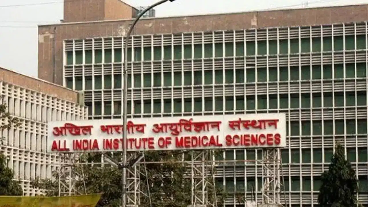 AIIMS Delhi opens 93 fellowship seats, apply by 11 November