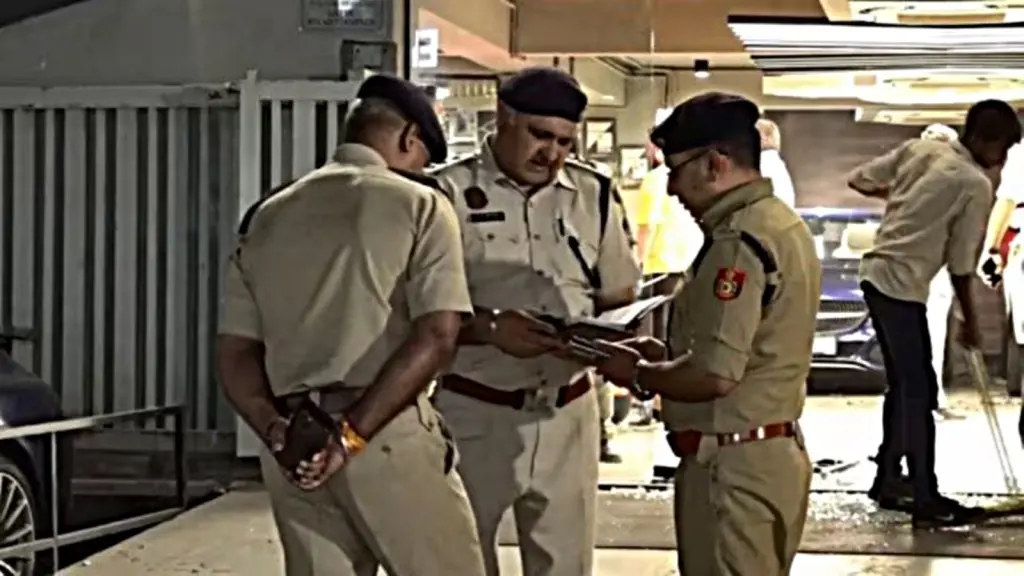 Class 12 student found dead with burn injuries at Delhi school