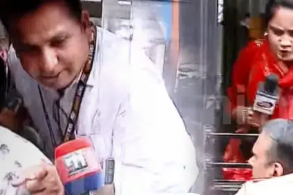 Delhi Police detain journalists in second day of CEC protests