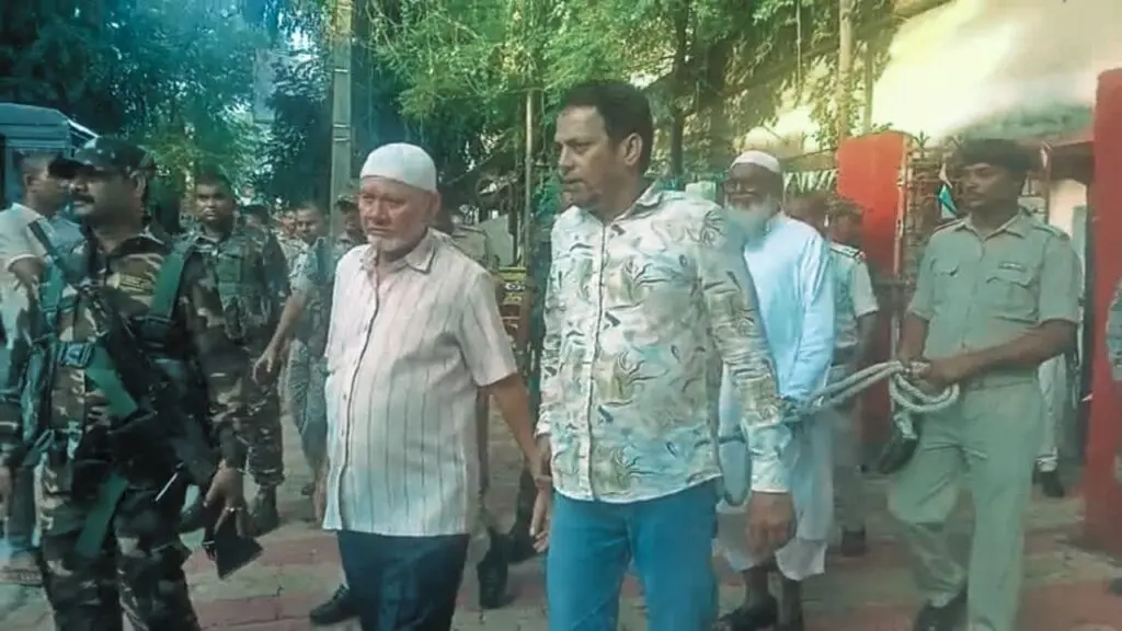 Gangster Fahim Khan house attack: 3 get life term after 22 years