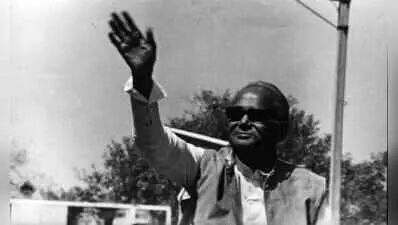PM Modi, leaders across parties pay tributes to Jayaprakash Narayan