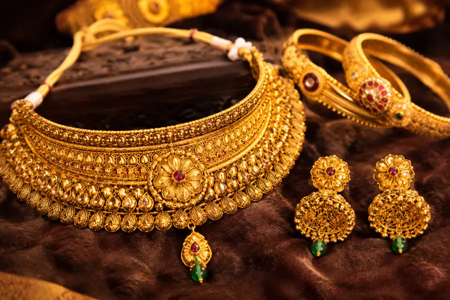 Gold prices rise in most Indian cities on October 24