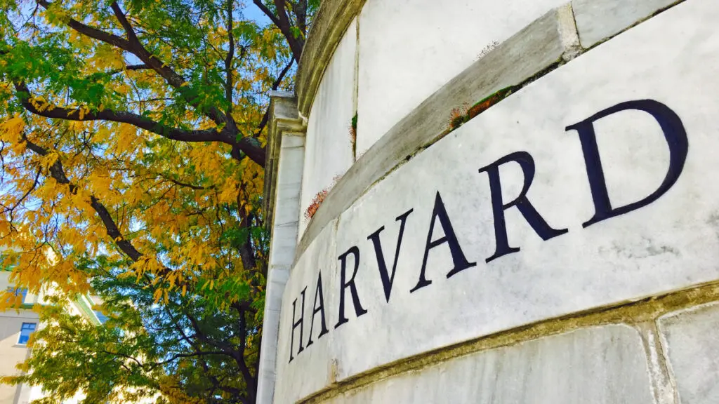 44 Harvard scholars defend Election Commission and judiciary