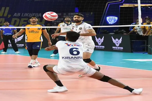 Haryana Hurricanes and Ayodhya Garjan reach VCL semi-finals