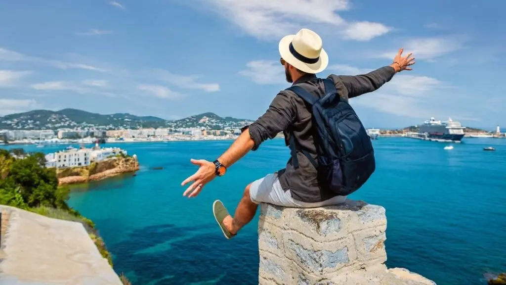 Agoda, Scapia data show festive travel surge to new destinations