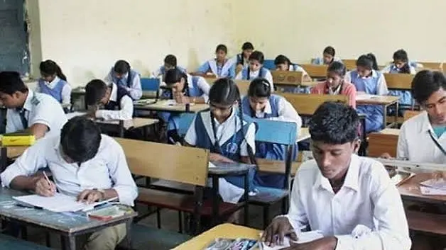 MP teachers told to finish syllabus by Jan 31 for census duty