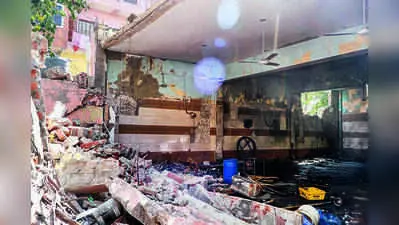 Second victim dies in Sahibabad community centre blast