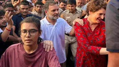 LPG distributor body opposes strike ahead of Rahul Gandhi's Delhi rally
