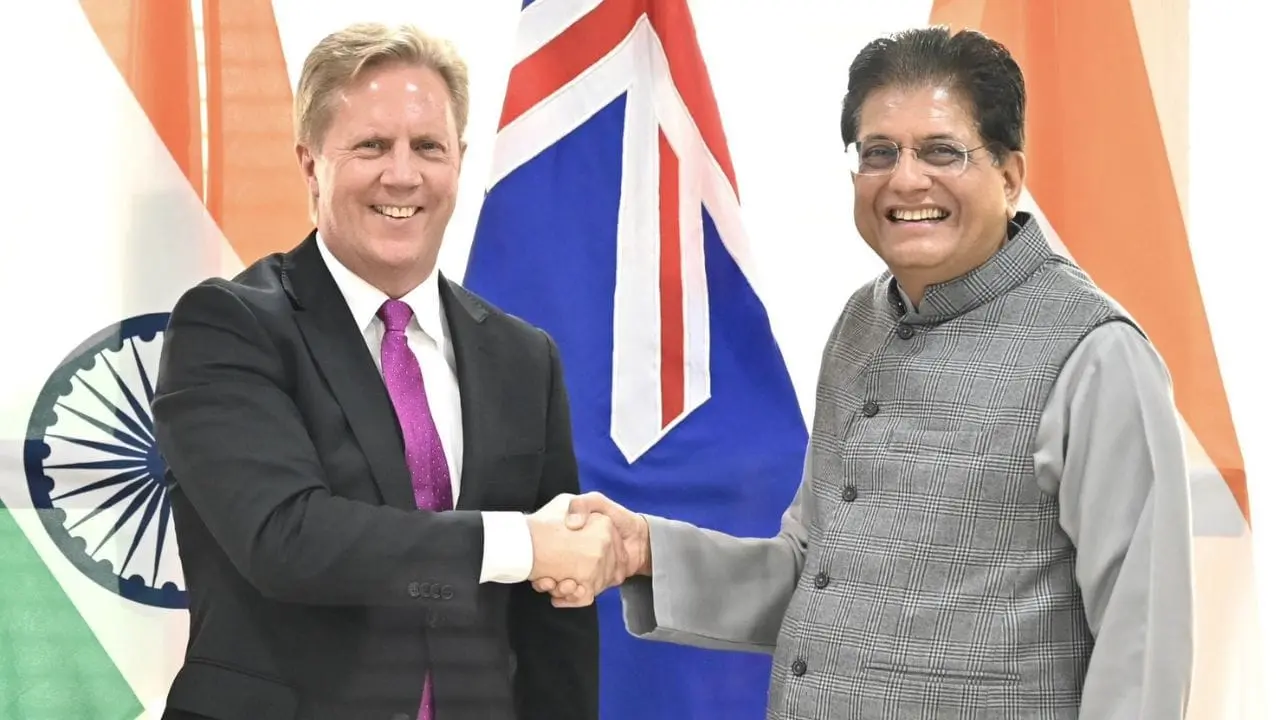 India cuts customs duty on New Zealand wine, honey, kiwi from 20 October
