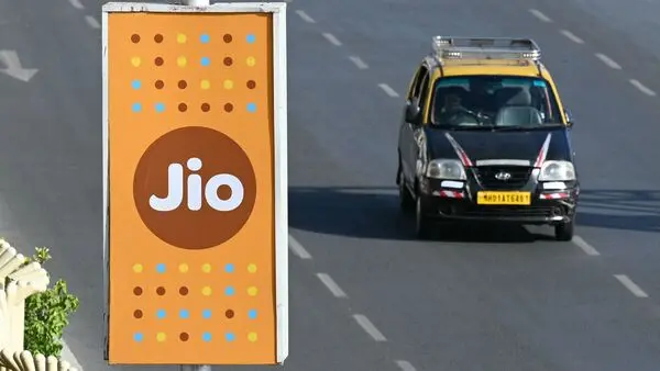 Jio Platforms IPO priced at ₹1,119, values firm at ₹10.3 lakh crore