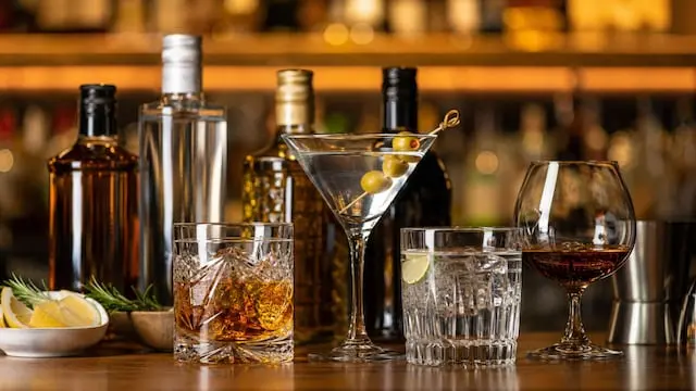 Delhi liquor shops shut on 9 to 10 Oct over protest fears