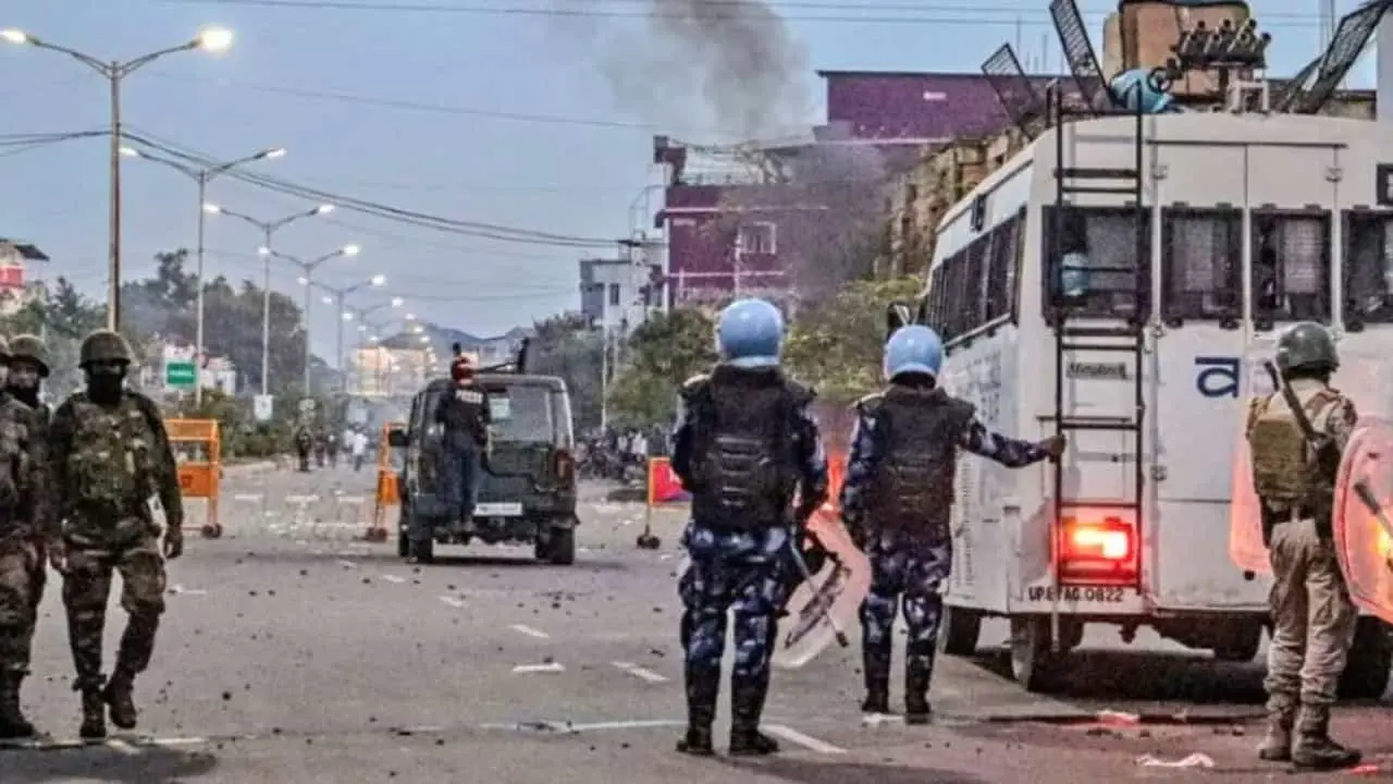 28 houses torched in Manipur, one killed, three injured