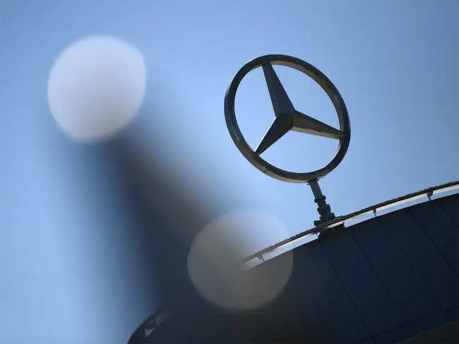 Mercedes-Benz India sees 5 to 6% premium for plug-in hybrids