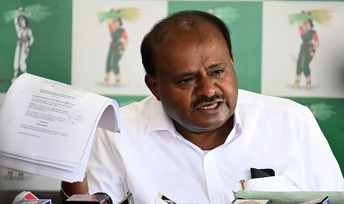 JD(S) seeks SIT probe into sting video, Kumaraswamy leads march