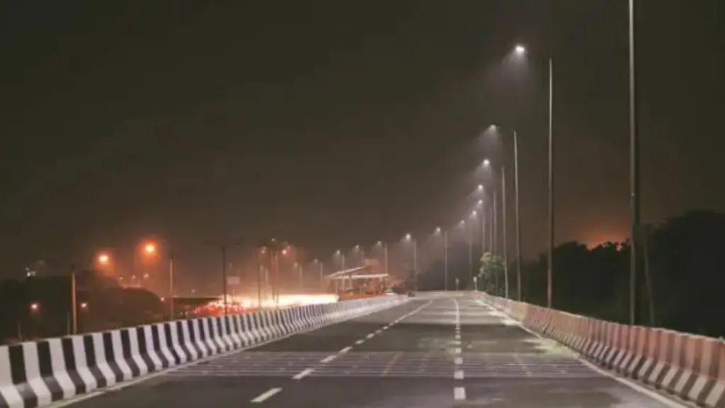 RTR flyover ramp to Vasant Vihar closed for repairs, traffic hit