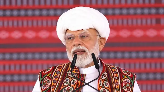 PM Modi accuses Opposition of spreading panic amid Iran war
