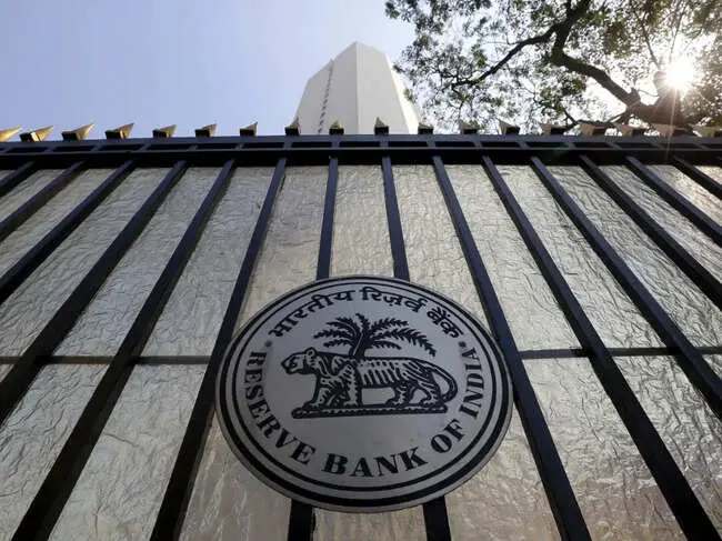 RBI sets final leverage ratio rules, effective April 1 2027
