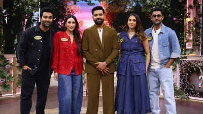Karisma Kapoor dubs Rohit Sharma 'Pookie Pullshotter' on TV show