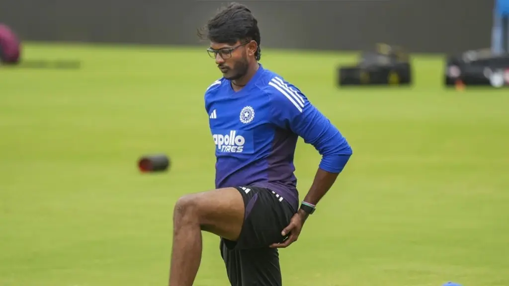 Sai Sudharsan hobbles off with knee injury in Ranji Trophy match